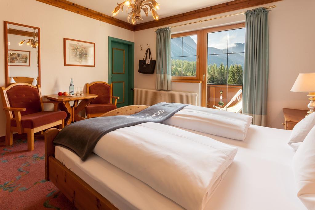 Sporthotel Schoenruh Ehrwald Phòng bức ảnh