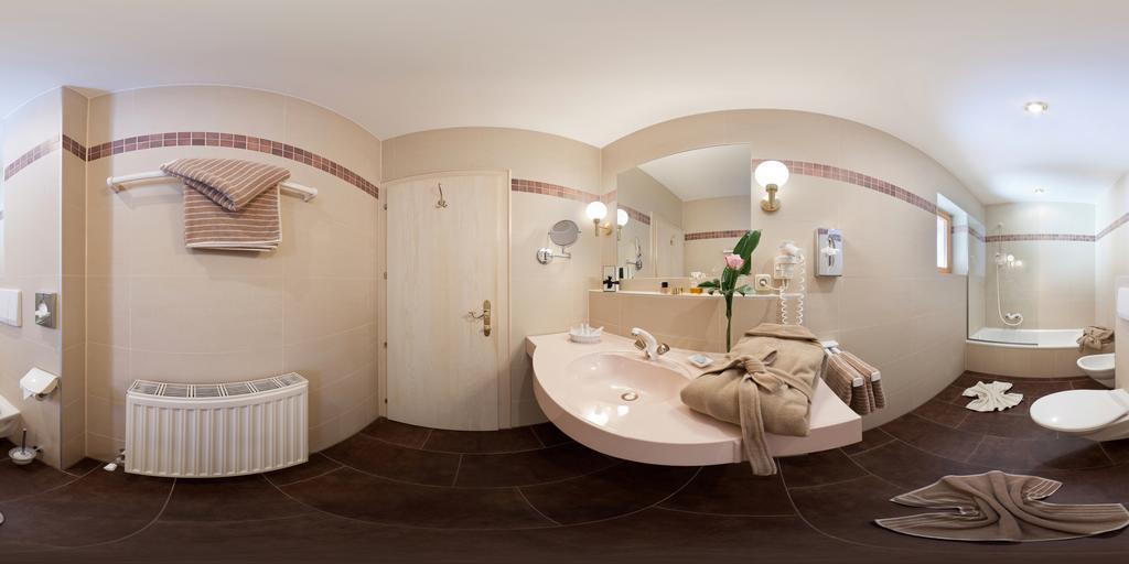 Sporthotel Schoenruh Ehrwald Ngoại thất bức ảnh